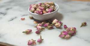 Treats: Dried Organic Rose Buds | Crunchy Treat