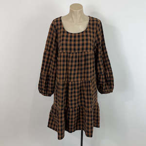 Mama Friendly 1: Clos Dress - 10