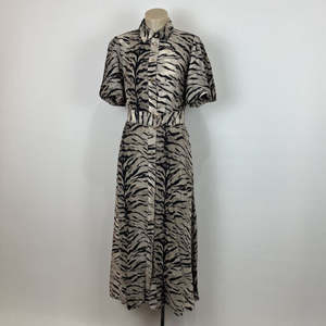 Mama Friendly 1: Decjuba Midi Dress - 10