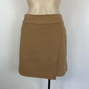 Uni Qlo Skirt - S