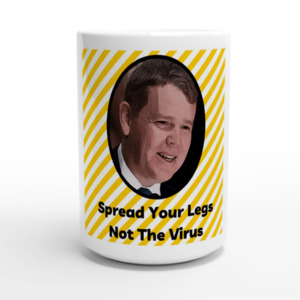 Drinkware: Spread Your Legs Mug 440ml (15oz)