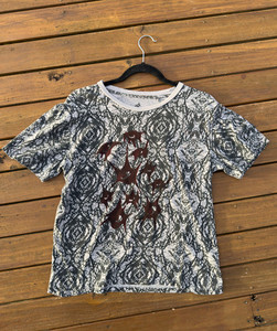 Products: snake tee The Uncomfy Project