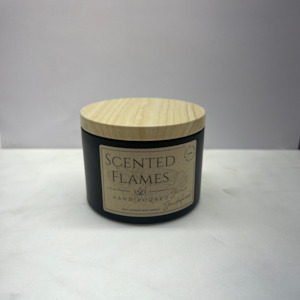 Candles And Diffusers: Serene Sandalwood Candle