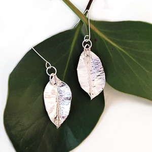 Products: Mediuml Autumn Leaf Earrings Silver
