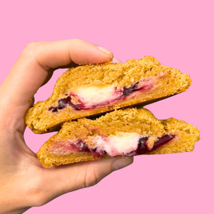 Frontpage: Raspberry Cheesecake (Limited Edition)
