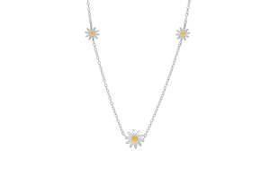 Pendants Necklaces: Triple Daisy Necklace