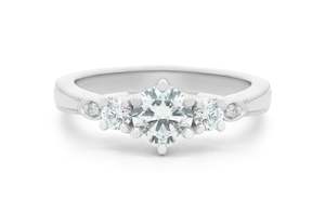 Lyte: Brilliant Cut Diamond Three Stone Ring