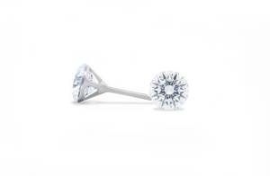 The Floeting® Diamond Stud Earrings | 0.56ctw F VS2