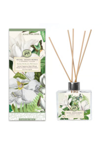 MAGNOLIA PETALS REED DIFFUSER