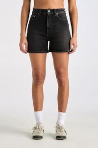 LEE HIGH MOM SHORT - BLACK MIST