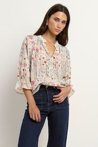 BY ROSA ENCOUNTER GATHERED BUTTON FRONT TOP - CREAM FLORAL