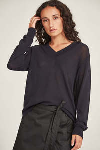 SILLS CARNIVAL V NECK SWEATER - FRENCH NAVY