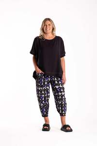 DEEANNE HOBBS COMMAND PANTS - DAISY GRAFITTI