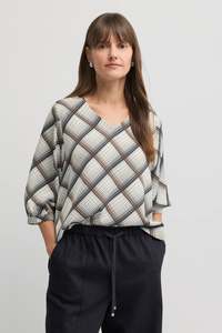 YARRA TRAIL NUVELA BLOUSE - NUVELA PRINT
