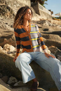 Ld Co: LD & CO GROOVE STRIPE CARDI - TOFFEE