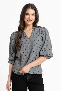 SEEKING LOLA GRACEFUL TOP - BLACK HEART