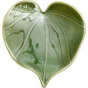 Art: Kawakawa Heart Leaf - Small