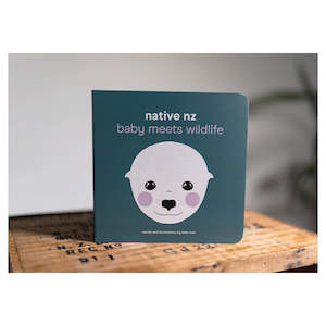 Native NZ Baby Meets Wildlife