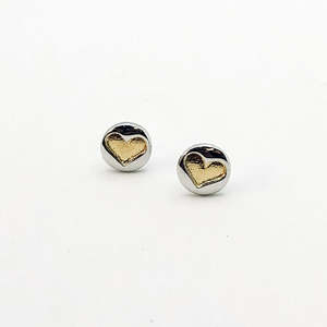 Jewellery: Indented Heart Studs s/s
