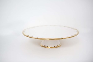 Products: Gold Cake Stand