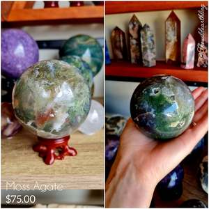 Crystal Points: Moss Agate 75mm