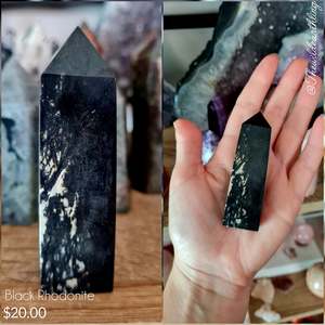 Crystal Points: Black Rhodonite 77mm