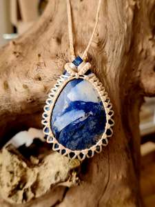 Crystal Jewelry: Blue Azurite Wrapped in Cream