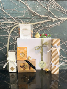Gift Box: White Gold Christmas