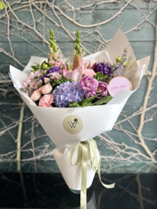 Bouquets: Blush Pink Bouquet With A Free Cookie