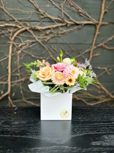 Sympathy Flowers: Mini Posies