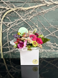 Value Flowers: Happy Birthday Mini Posies With Cookie