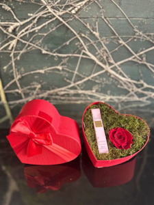 V Day: Scented Love Box