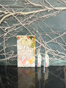 Truly Alice Drink Set, Bottle, Tag & Straw Set