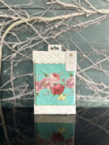 Truly Scrumptious Table Cover