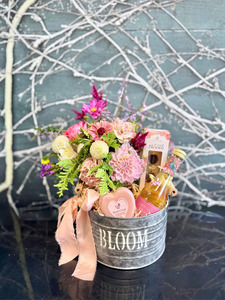 Blush and Bloom Gift Tin