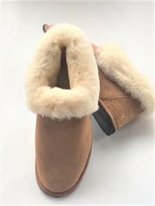 Products: KITTY SLIPPER - The Woolshed