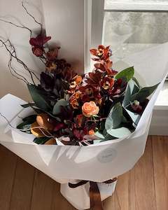 Blooms: FRESH FLOWER BOUQUET