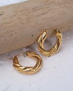 Accessories: CARLI HOOPS