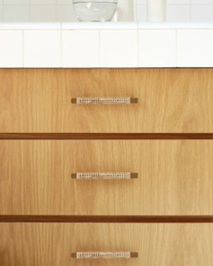 Hardware: 1954 DRAWER PULL