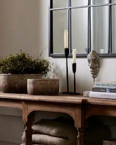 Aromatherapy: Dax Black Candleholder