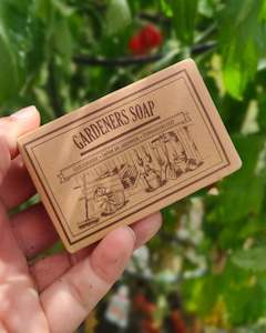 Aromatherapy: GARDENERS SOAP
