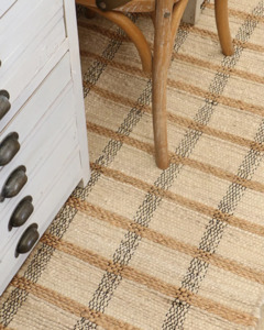 IBIZA CHECK RUG - NATURAL, IVORY ABD BLACK