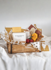 Blooms: MUM AND BUB GIFT BASKET