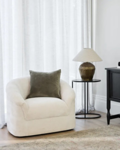 VELVET CUSHION COVER - LIGHT OLIVE
