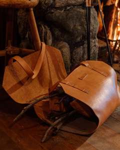 LEATHER LOG CARRIER