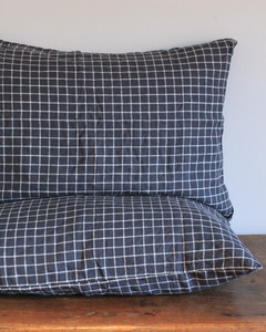 Bedding: LE LIN STD PILLOWCASE SET - NAVY GRID