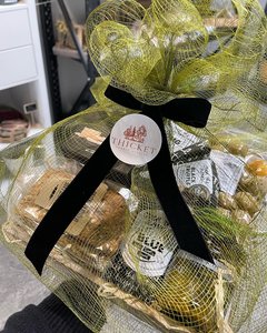 Products: Deluxe Hamper - Thicket Coffee + Flowers