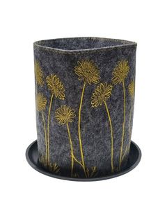 Products: Marguerite Daisy Yellow On Grey – Eco felt Growbag - Think Eco