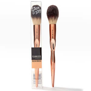 Brushes: Flawless Finish Blush Brush