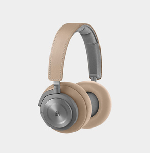 Products: Tracks Headphone